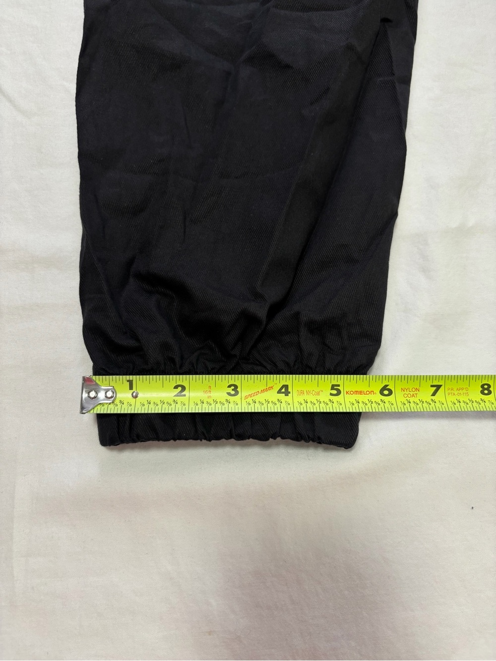 HALARA Black Elastic-Cuff Jogger Pants - Picture 11 of 13